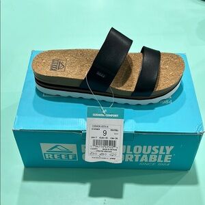 Reef CUSHION VISTA HI new with tags size 9.